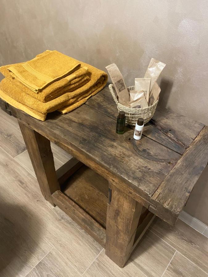 La Lupa Apartment - In The Heart Of Aosta With Car Box Экстерьер фото