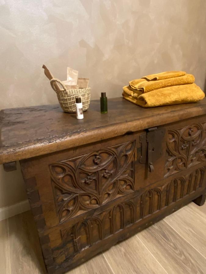 La Lupa Apartment - In The Heart Of Aosta With Car Box Экстерьер фото
